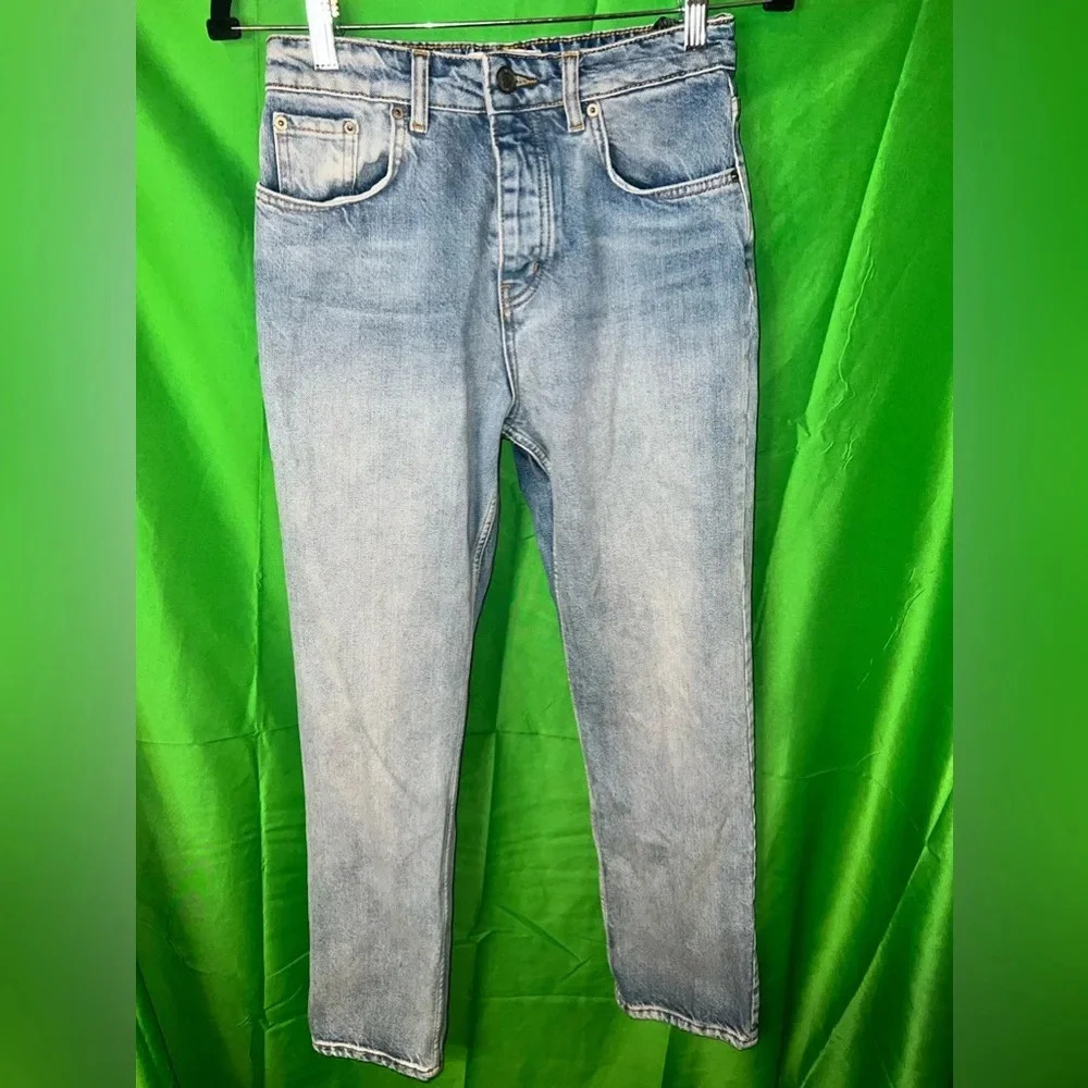 Zara Straight Leg Jeans size 4
